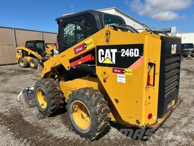 CAT 246D Chargeuse compacte