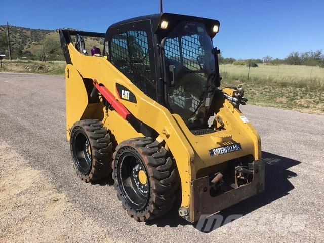 CAT 262C2 Chargeuse compacte