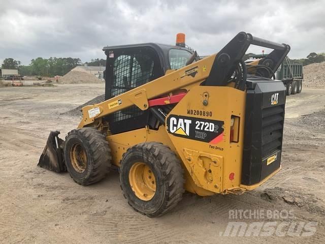CAT 272D2 XHP Chargeuse compacte