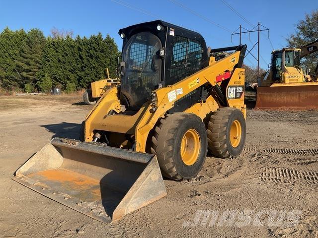 CAT 272D2 XHP Chargeuse compacte
