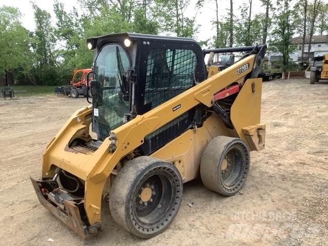 CAT 272D3 Chargeuse compacte