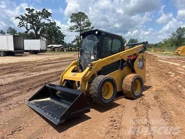 CAT 272D3 Chargeuse compacte