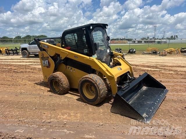 CAT 272D3 Chargeuse compacte