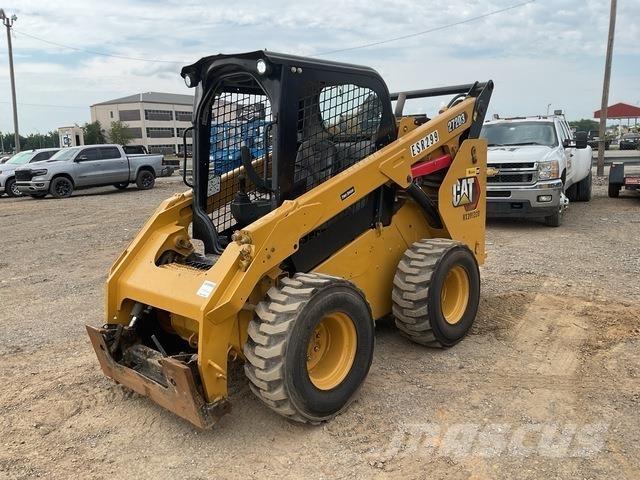 CAT 272D3 Chargeuse compacte