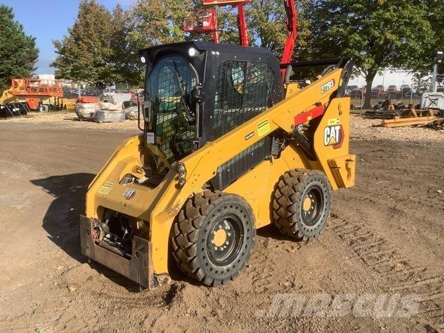 CAT 272D3 Chargeuse compacte