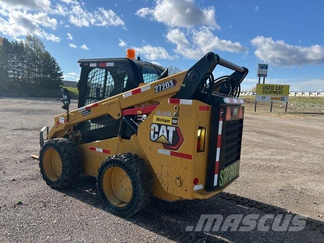 CAT 272D3 Chargeuse compacte