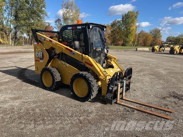 CAT 272D3 Chargeuse compacte