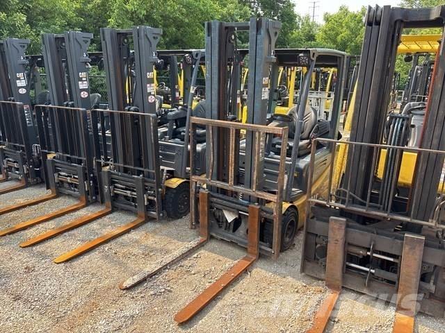 CAT 2ET4000 Chariots élévateurs électriques