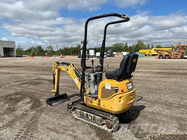 CAT 300.9 Pelle sur chenilles