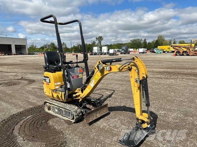 CAT 300.9 Pelle sur chenilles