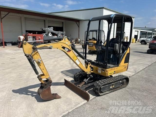 CAT 301.4C Pelle sur chenilles