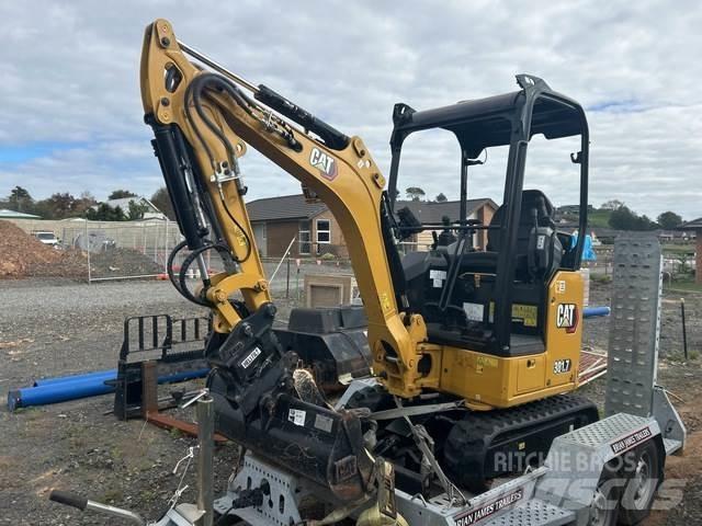CAT 301.7 Mini pelle < 7t