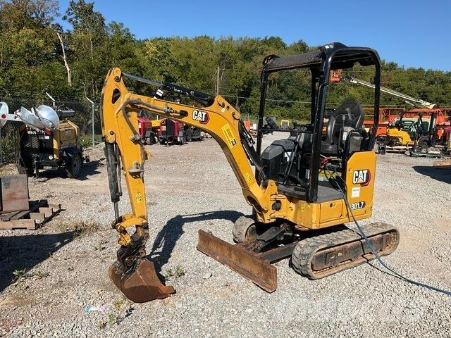 CAT 301.7CR Pelle sur chenilles