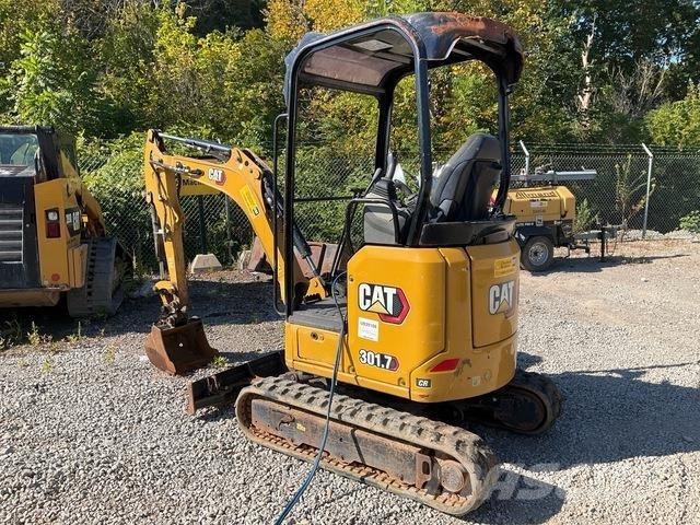 CAT 301.7CR Pelle sur chenilles