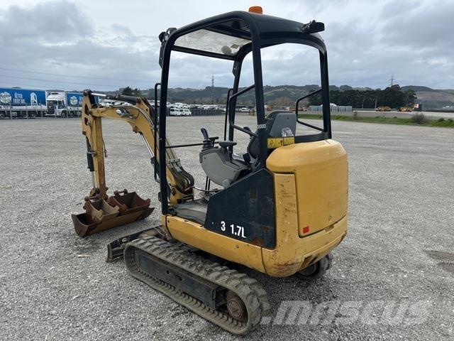 CAT 301.7D Mini pelle < 7t