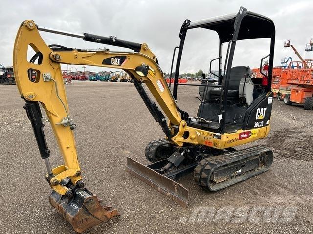CAT 301.7D Pelle sur chenilles