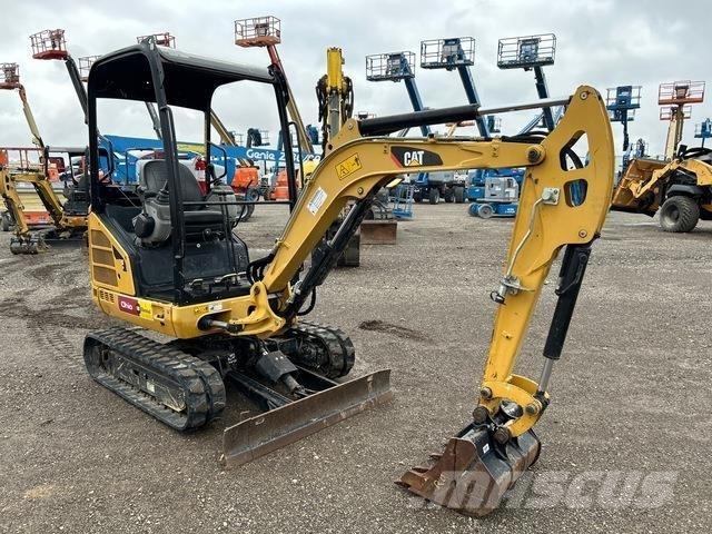 CAT 301.7D Pelle sur chenilles