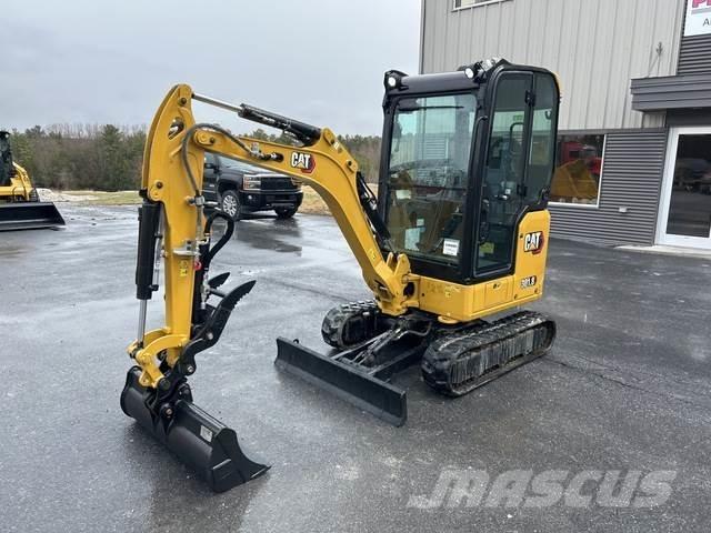CAT 301.8 Pelle sur chenilles