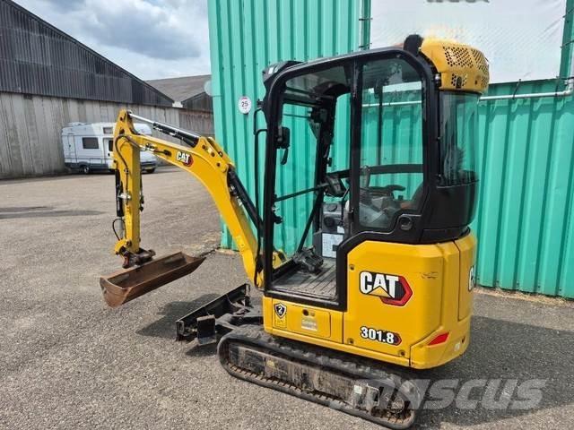 CAT 301.8 Mini pelle < 7t