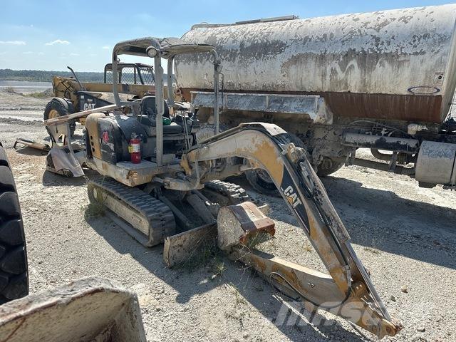 CAT 302.5 Pelle sur chenilles