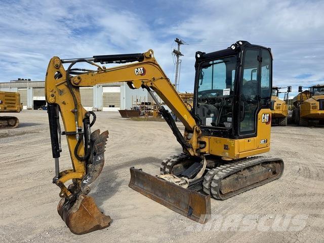 CAT 302.7 CR Pelle sur chenilles