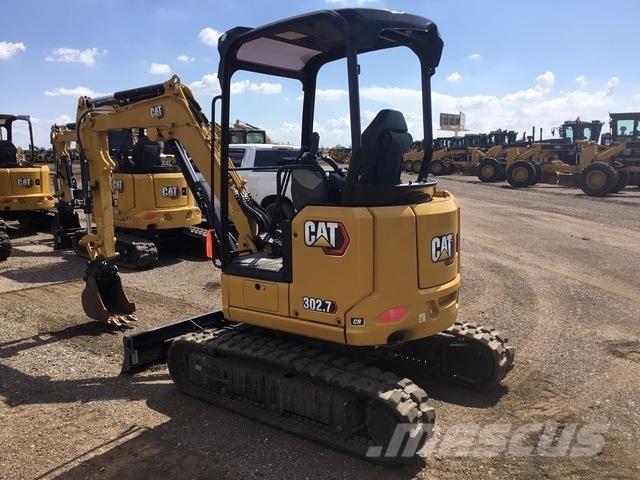 CAT 302.7CR Pelle sur chenilles