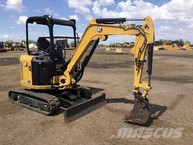 CAT 302.7CR Pelle sur chenilles