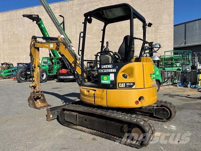 CAT 303.5 E2 Pelle sur chenilles