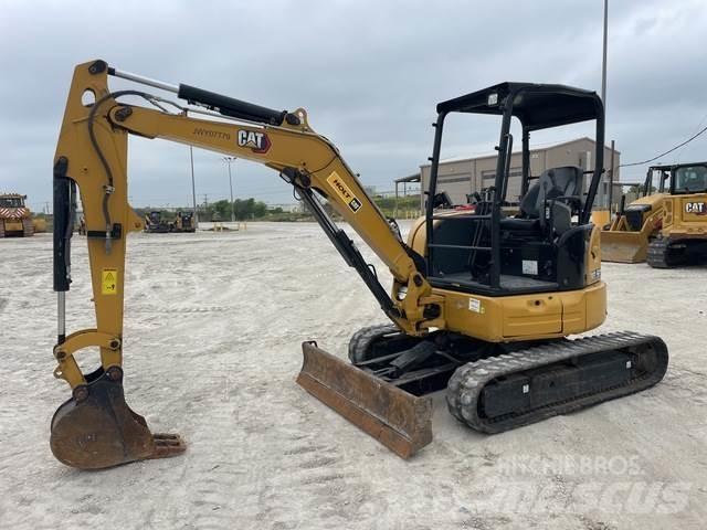 CAT 303.5E2CR Pelle sur chenilles