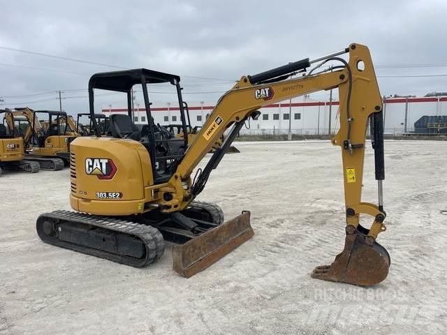 CAT 303.5E2CR Pelle sur chenilles
