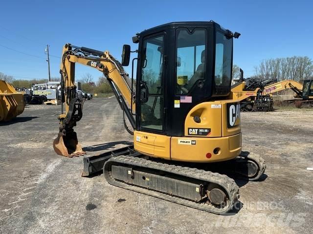CAT 303.5E2CR Pelle sur chenilles