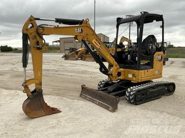 CAT 303 CR Pelle sur chenilles