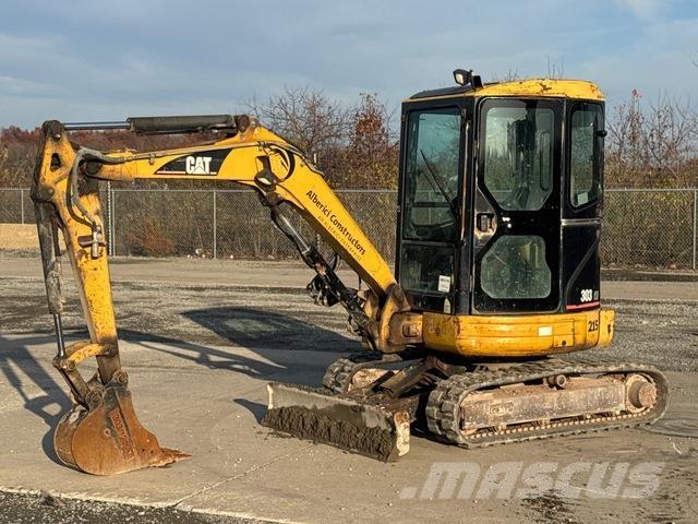 CAT 303 CR Pelle sur chenilles