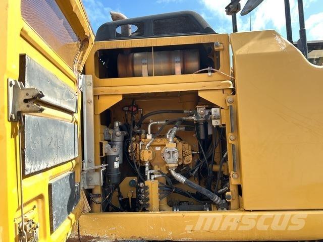 CAT 320 EL Pelle sur chenilles