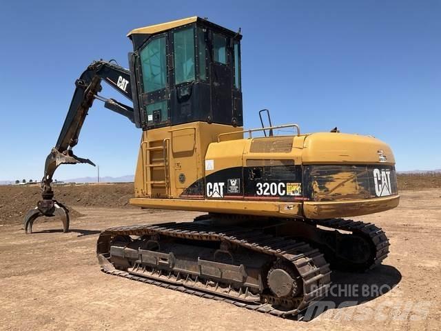 CAT 320C Chargeuse forestière