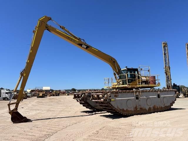 CAT 320D Pelle sur chenilles