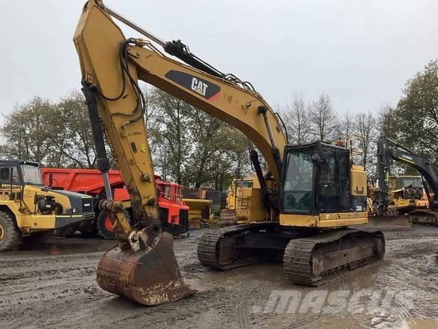 CAT 328D LCR Pelle sur chenilles