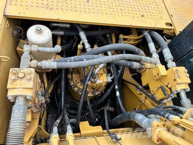 CAT 329DL Pelle sur chenilles