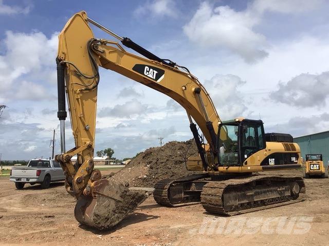 CAT 330D Pelle sur chenilles