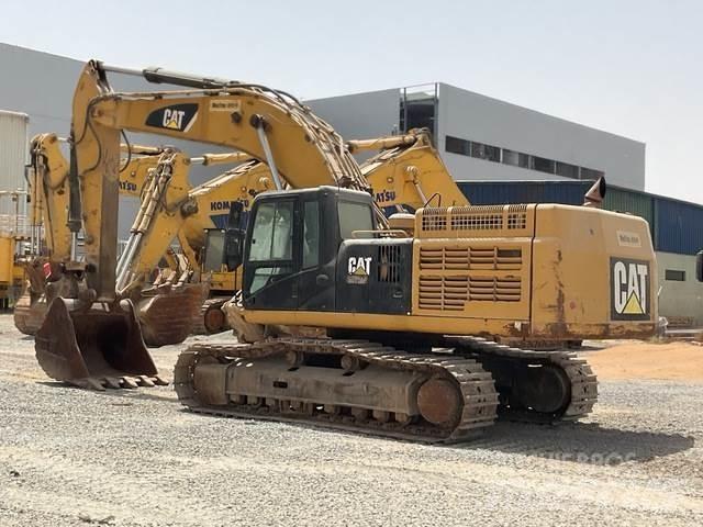 CAT 349D2 L Pelle sur chenilles