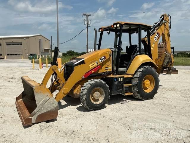 CAT 420 Tractopelle