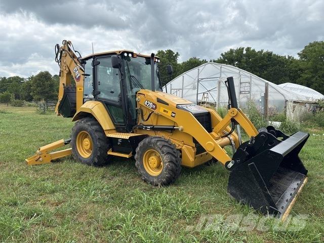 CAT 420 XE Tractopelle