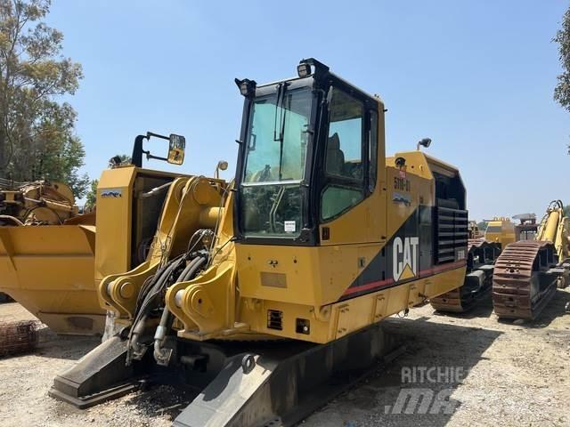 CAT 5110B Pelle sur chenilles