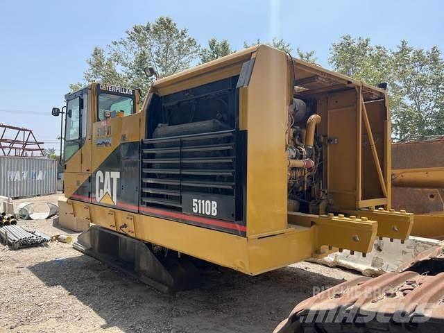 CAT 5110B Pelle sur chenilles