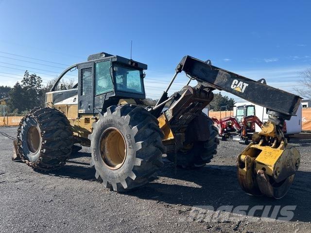 CAT 525C Débusqueur