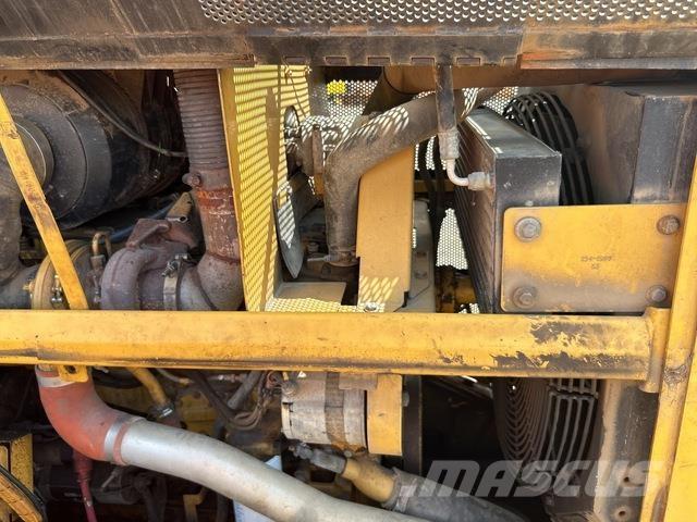 CAT 525C Débusqueur