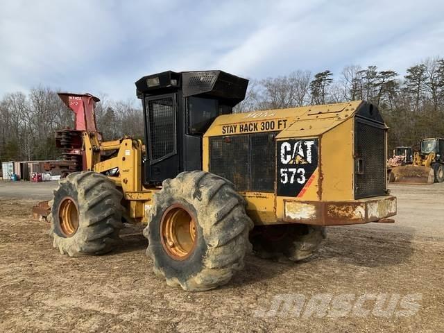 CAT 573 Abatteuse groupeuse