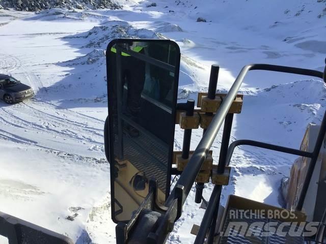 CAT 6060 FC AC Pelle sur chenilles