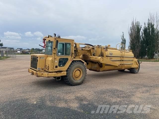 CAT 613C Camion citerne à eau