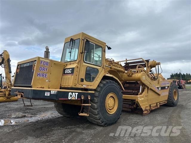 CAT 615C Scraper